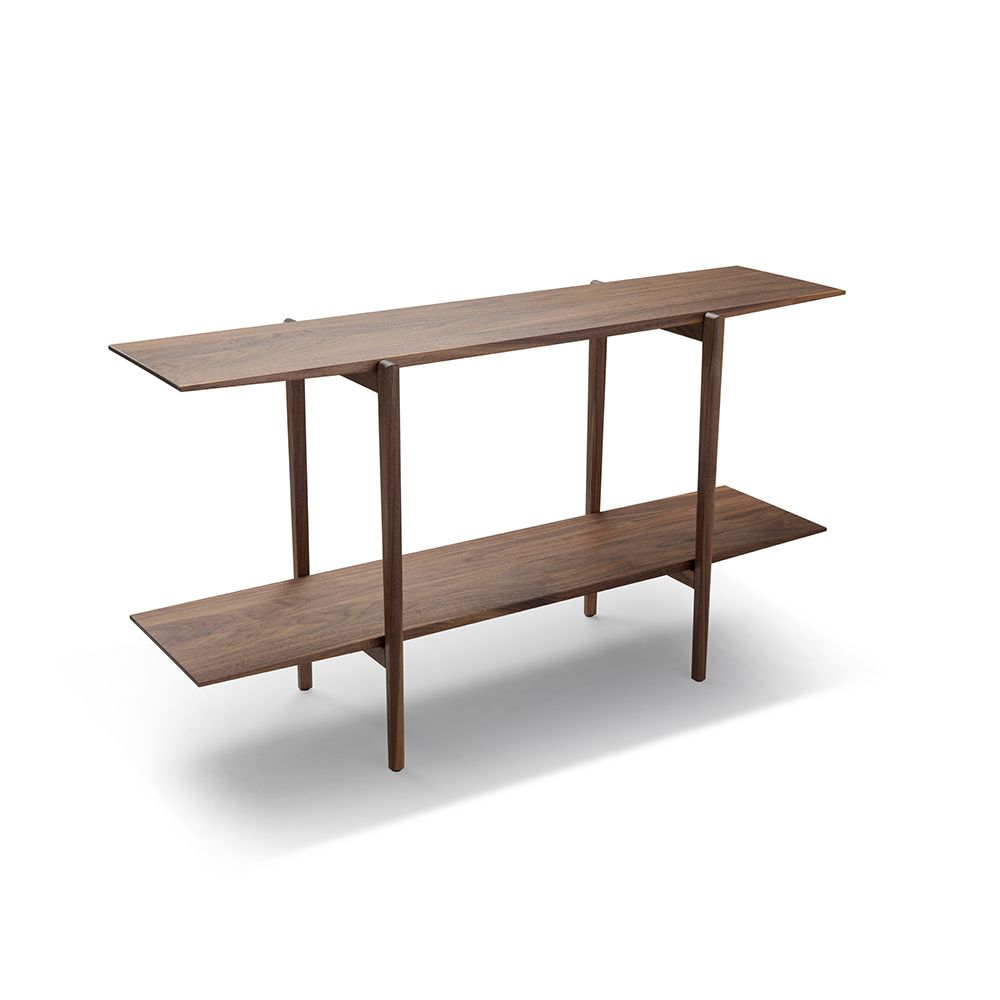 Calpe sideboard i oljad valnöt